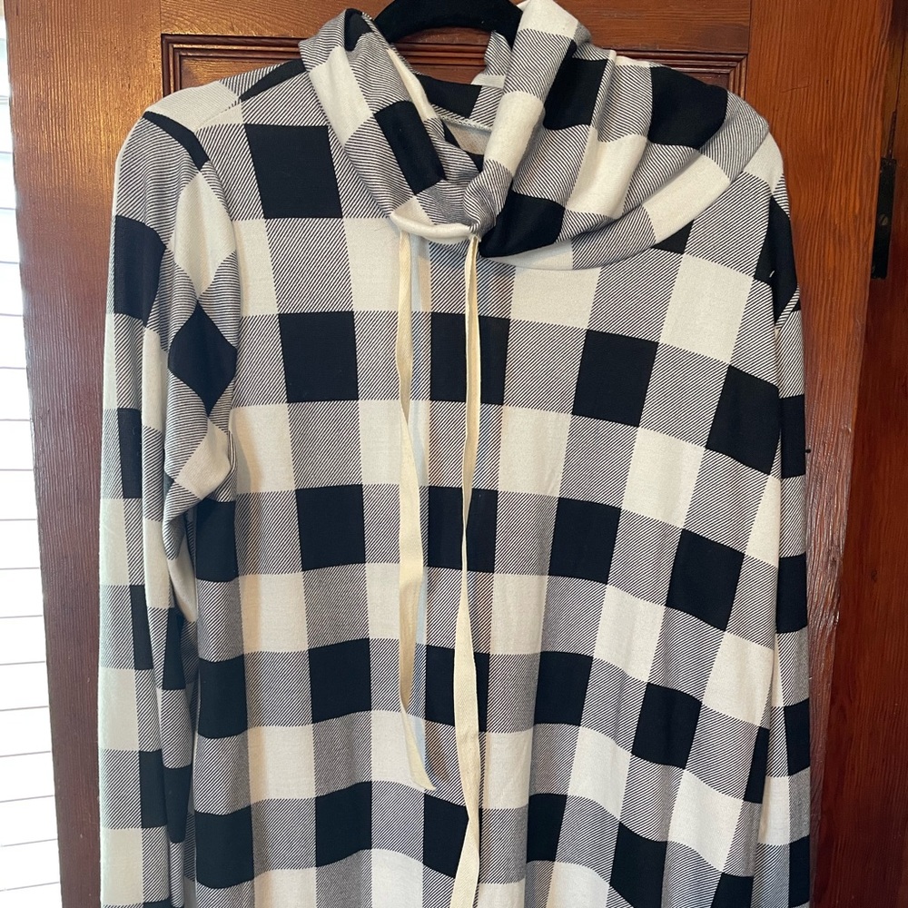 Buffalo plaid cowl neck light weight